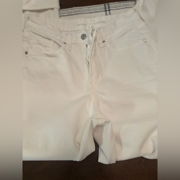 OG Old Navy Straight White Jeans. - Picture 7 of 9